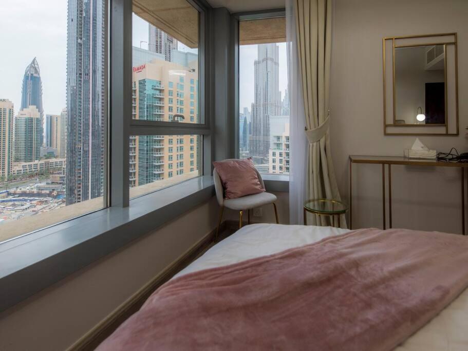 First Class 2Br With Full Burj Khalifa And Fountain View Dubaj Kültér fotó