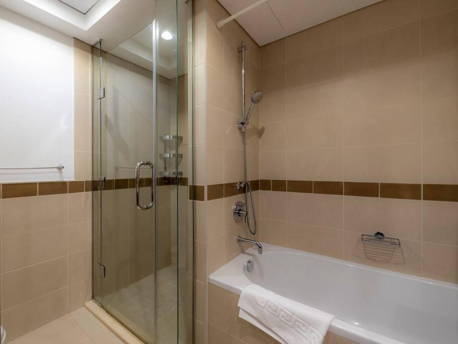 First Class 2Br With Full Burj Khalifa And Fountain View Dubaj Kültér fotó